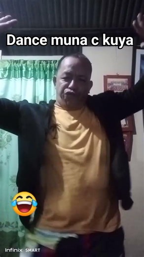 Dance move ni kuya Dens #goodvibes #dancemoves #funnydancemoves