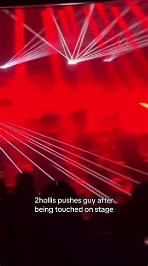 2 Hollis on Stage: A Tour Experience