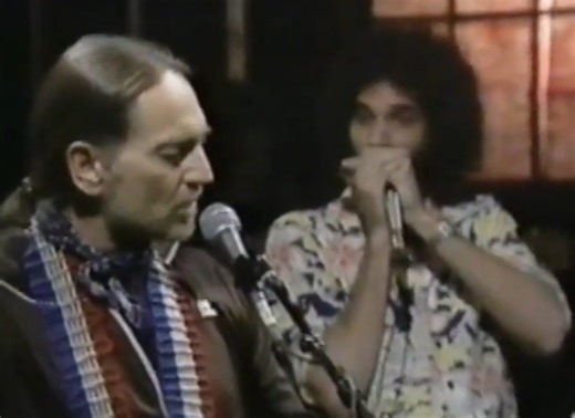 Willie Nelson’s Longtime Harmonica Player Mickey Raphael Recalls He & Willie Getting A Ride To A Venue From The Hells Angels | Whiskey Riff