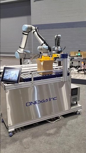 Pack Expo with Universal Robots Case Packer