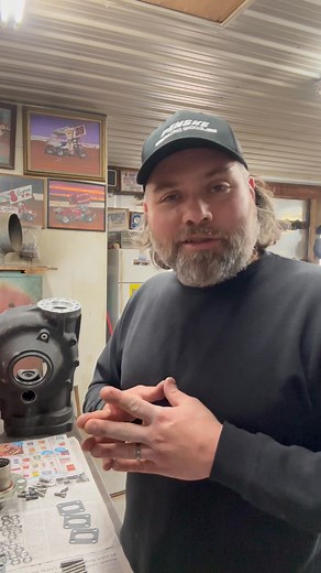 Rear end rebuild time is now. We can freshen your rear or if you’re looking to replace your current unit with a new one we have them available. #sprintcar #quickchange #410sprintcars #dirttrackracing | Racers New & Used Parts Warehouse