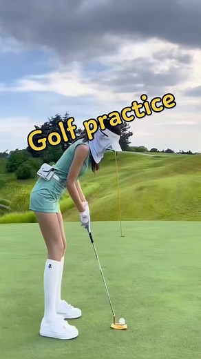 Can you teach me how to play golf?#golf #golftiktok #golfer #гольф #⛳ #ゴルフボ #ลูกกอล์ฟ #BalikinKondisi #ゴルフボ #golftok #tik_tok #tiktok #football #世界杯