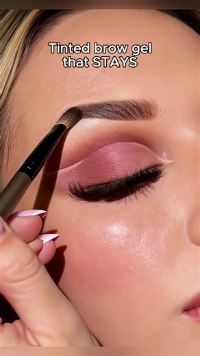 Perfect Your Look with a Brow Tint Kit Tutorial