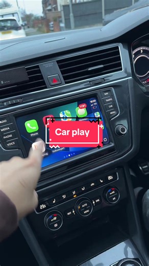 Upgrade Your Car with a Portable Smart Screen