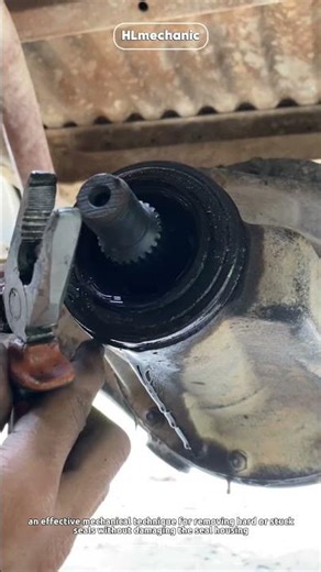 effective way to remove pinion seal #tipsotomotif #ideas #tecnical #mechanic