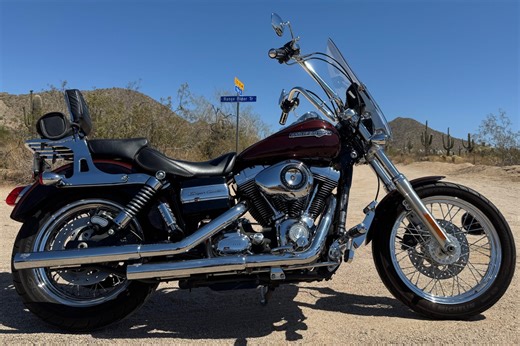 No Reserve: 2011 Harley-Davidson Dyna Super Glide Custom