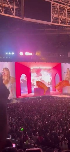 CRUEL SUMMER LIVE IN SAO PAULO, BRAZIL 🇧🇷 | #taylorswift #SaoPauloTSTheErasTour #swifties #taylornation #swifttok #erastour #fyp