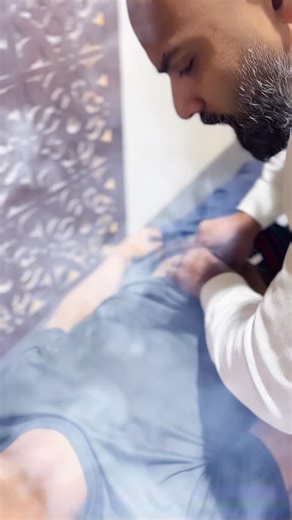 Roots Chiropractor Clinic on Instagram: "Jab nabhi balanced hoti hai, posture, digestion aur energy — sab align ho jata hai.”Roots Chiropractor Clinic — Aligning Lives, Naturally 📍 Vasant Kunj, New Delhi 📞 Book appointment: 8700748563#NabhiAdjustment #ChiropracticIndia #BodyBalance #NaturalHealing #RootsChiropractorClinic DrMohdWaseem💬 Comment-Bait (Boost Engagement) “Kya aap jaante the nabhi ka body balance se direct connection hota hai? YES / NO comment karo 👇”"