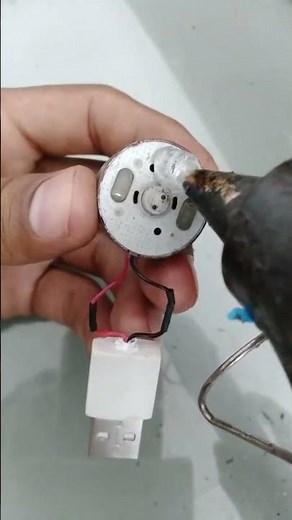 DIY Mini USB Fan in Just 12 Seconds