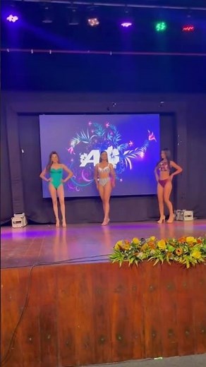 Desfile moda Praia 🏖️ filmado em 4k