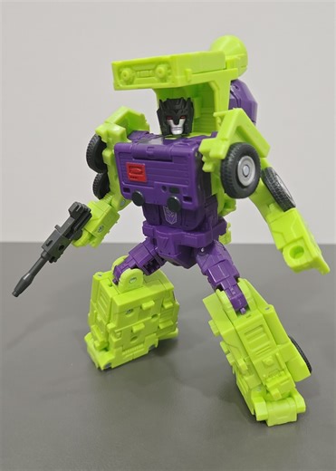 Studio Series 86 Voyager Mixmaster First Look