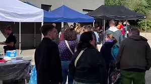Grande vente Gigamic à Wimille : une file d’attente impressionnante autour du site