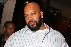 Suge Knight Claims Drake's 2Pac Death Row Records Chain Is Fake: ‘It's Not a Death Row Chain'