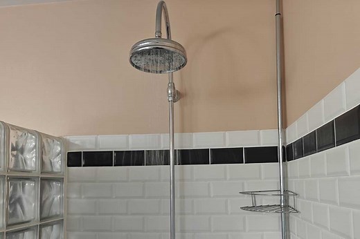 Ces nouvelles douches en « circuit fermé » permettent d'économiser jusqu’à 90 % d'eau