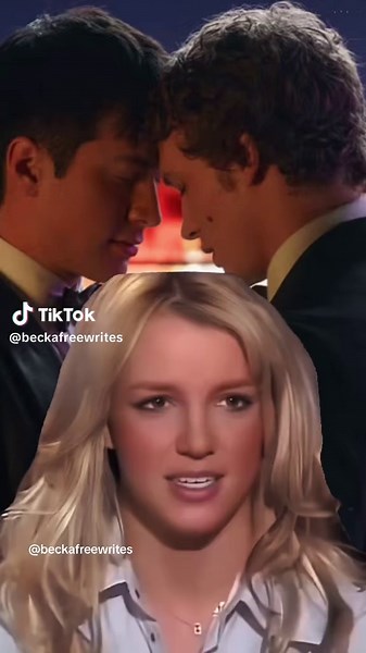 Okay maybe it’s a little bit of an addiction if that means I can’t stop talking about it, want it all the time, and feel sad when I’m not watching it. But no, probably not an addiction. @Heated Rivalry @HBO Max @Rachel Reid 289 @Hudson Williams @Connor Storrie