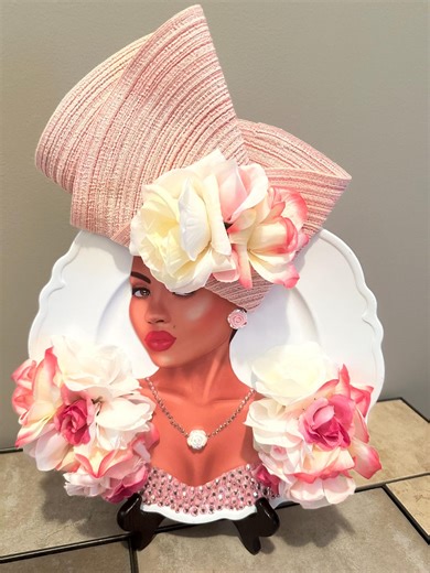 Pink and White Diva Hat Lady Diva Charger Plate. 13 Inch Diameter. Hand Placed. Art Decoration. Table Decor. Gift. Unique. - Etsy