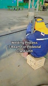 Apa Itu Welding Process T-Beam??🤔 Yaitu Proses Pengelasan Pembuatan T-Beam Dari Plat Dan Dijadikan I-Beam Dulu &.Pengelasan Harus Dilakukan 2 Sisi Bolak Balik Agar Kuat. Bila Pengelasan Selesai I-Beam Beam Dipotong jadi 2/2 Utk Dijadikan T-Beam. Demikian Video Kali Ini Smg Bermanfaat & Ikuti Terus Video2 Selanjutnya 🙏👍🙏 #weldingprocessTBeam #pedestalcrane #manufacturing #fbpro | Sofyan Widya