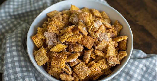 Easy Churro Chex Mix