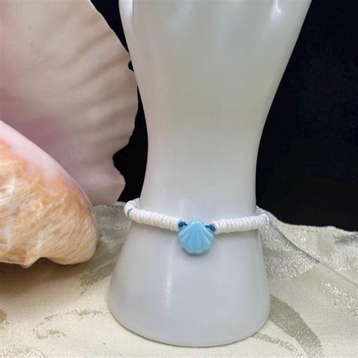 Bohemian Beachy Vibe Stackable Unisex River Shell Puka Heishe Bracelet - Sky Blue Scallop Shell Charm, Aqua Blue Beads, Adj 6.5-8 In - Etsy
