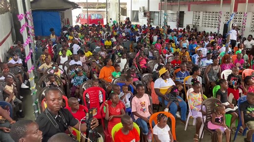 Christmas Celebration in Liberia. Opposition political leader Hon. Alexander B. Cummings of Alternative National Congress celebrates Christmas with over 800 children around Montserrado county at his party headquarter in Congo town. | THE CLOSING ARGUMENT