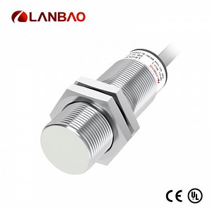 [Hot Item] Metal M18 Cylindrical Flush 8mm Detection Lr18xbf08dpry 24V Inductive Proximity Sensor
