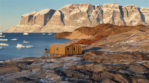 Still a little bit more work to do 😊 but still 🏠🤩🌄❄️ . . . #visitgreenland #greenlandtravel #grønlandsrejsebureau #arcticexcursions #guidetogreenland #stjernegaardrejser #nordwindreisen #adveture #adventuretravel #travel #travelling #travelphotography #travelgram #explorenorthgreenland #kalaallitnunaat #uummannaq #uummannatsiaq | Uummannaq Seasafaris ApS