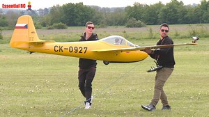 Super Mario can really fly ! | Essential RC