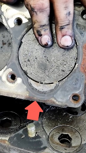 Will the Cab-Over’s New Air Compressor Work? #reels #cabover #aircompressor #dailytrucks #truckpulling #tractorlife | Bruce Wilson