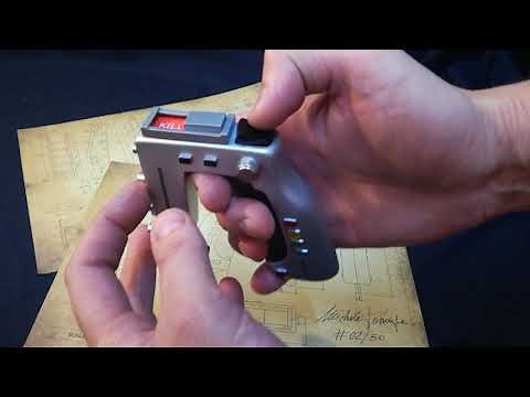 Space 1999 Stun Gun Prop Working W/Sound & Lights Laser Replica