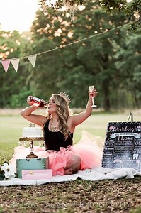 Birthday Photo Shoot Ideas For Adults | The Cake Boutique