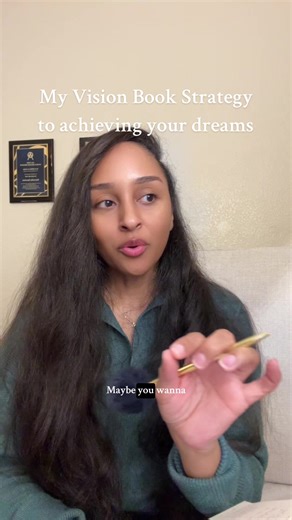 Transform Your Life with a Vision Book Strategy