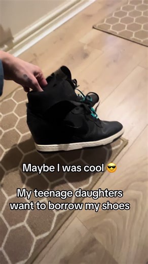 Nostalgic Y2K Wedge Trainers: A Style Comeback