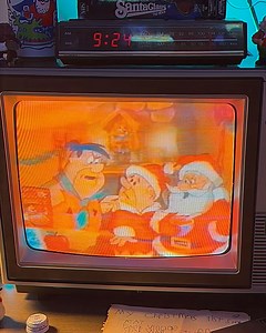 80s and 90s commercials are unmatched! How do I still remember all the lyrics? I've always loved this Fruity Pebbles Christmas commercial so much! | Rerun The 80s