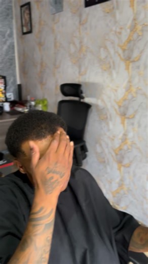💈Pereira _cut on Instagram: "🌎💈🧑🏽‍🦲Essa vai para os carecas o Homem deu o papo pega que é de graça DALE DALE Amanco Amanco saaaaaaaai 💥💥 @eobronksofc"