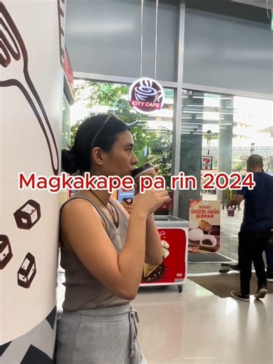 Fresh ground coffee for that Monday grind! ☕️ #711ph #CityCafe