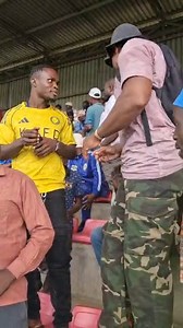 📍 Mpira Stadium Bwede kupeleka sapoti kwa Neba wake pamene akufa 2-0 ndi Moyale ku Mzuzu Stadium. #442Malawi | 442 Malawi