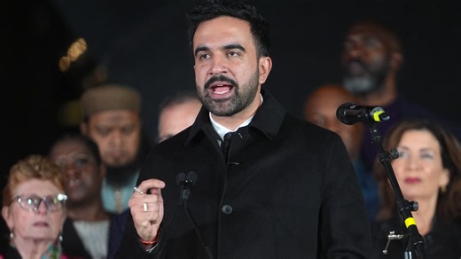 Il veut geler les loyers, rendre les bus gratuits et passer le Smic à 30 dollars de l'heure: Zohran Mamdani, le nouveau maire de New York, est-il vraiment "socialiste"?