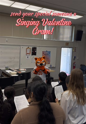 💌🎶 Singing Valentine Grams are back! Want to surprise your favorite person (or friend group) with a live serenade from the RC Choir? Choose in-person delivery (on campus or in Reedley) or a virtual recording sent straight to them. All proceeds support RC Choir tours and events. 💖 $20 on-campus or virtual 💖 $50 off-campus in Reedley 🗓 Delivery dates: • Feb 9 & Feb 11 (in person) • Feb 12 by noon (virtual) 🎵 Song choices include Count on Me or Lida Rose / Will I Ever Tell You 📝 Order by Thu