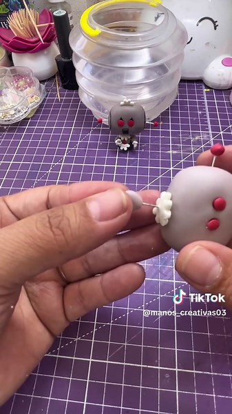 Tutorial de Robotina: Creación Hecha a Mano