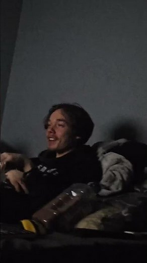 Rip Piggy. Live reaction to Piggys death in Lord of The Flies movie
