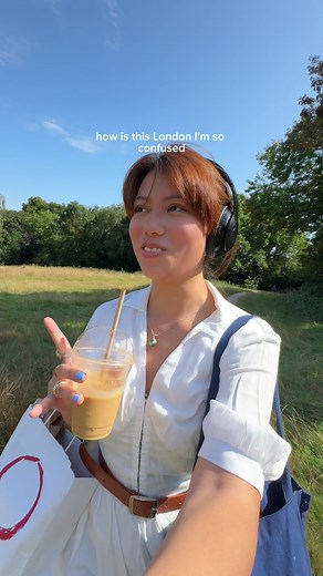 day in my life at the hampstead heath 🌾 went to the kenwood ladies pond to swim ☀️🦢 #fyp #london #summer