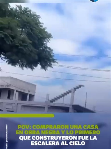Cuando estás construyendo tu casa, cada avance cuenta, pero esta obra comenzó con una estructura que dejó a todos con más preguntas que respuestas. 🏠🪜 La escalera parece estar lista para llevarte directo al segundo piso… aunque todavía falte todo lo demás. ¡Primero hay que llegar al cielo y después vemos cómo terminamos la casa! 🤣 Vía: @dadhinonavarro #Construcción #Casa #Arquitectura #Humor