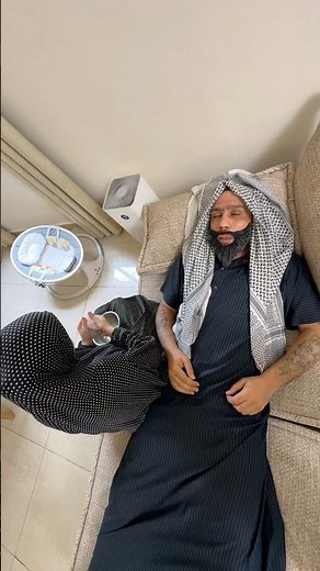 كانت معو بكلشي😂😂 نانو وام سيف