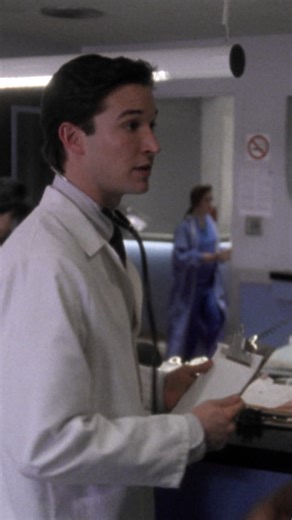 Netflix Canada on Instagram: "every doctor starts somewhere 🥲 ER, the complete series, is now on Netflix in Canada!"