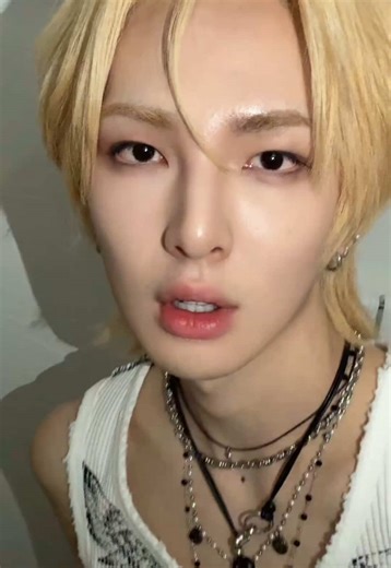 EPEX (@epex.official) - Ouch! #EPEX #이펙스 #MU #뮤