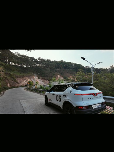 Vlogs Đà Lạt ngày 2, nắng nóng tìm nơi trú ẩn là chính, nạp full pin mai đạp về lại sg #vlog #vf5 #vinfast #vf5sport #dalat