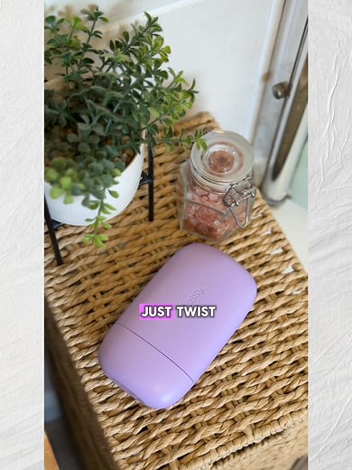 Fussy’s natural deodorant works everywhere! 😏 Legs, chest, any nook or cranny 🙌 Free of Aluminium 🤩 Lasts all day 🫶 Switch to getfussy.com! 🤩 | Fussy