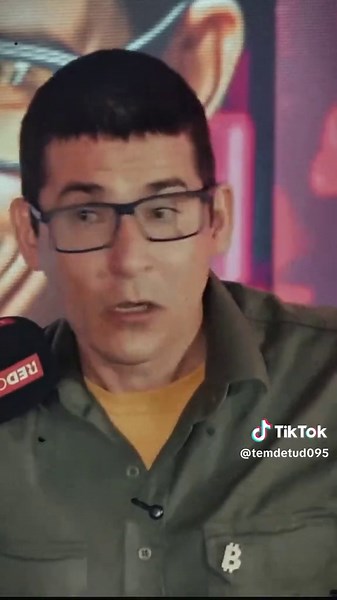 Pablo Marçal Ri com Trezoitão sobre a Bíblia