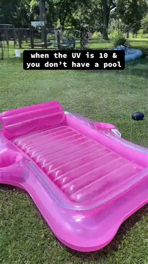 I step outside and instantly want to get in my tanning pool#tanningpool #inflatablepool #tanning