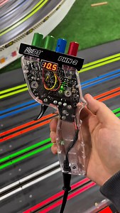 The new PHN-02 electronic controller, a safe bet for the most demanding slot racing drivers. Developed by DS Electronic Racing Products, this controller combines precision, smoothness, and total control, perfectly suited for both 1/32 and 1/24 scale racing. ✔️ Ultra-smooth trigger with magnetic sensors and ball bearings ✔️ 100% electronic PWM control ✔️ Dual power curve adjustment: base and aggressiveness ✔️ Brake potentiometer and fine voltage adjustment ✔️ FULL / RED selector for full or reduc